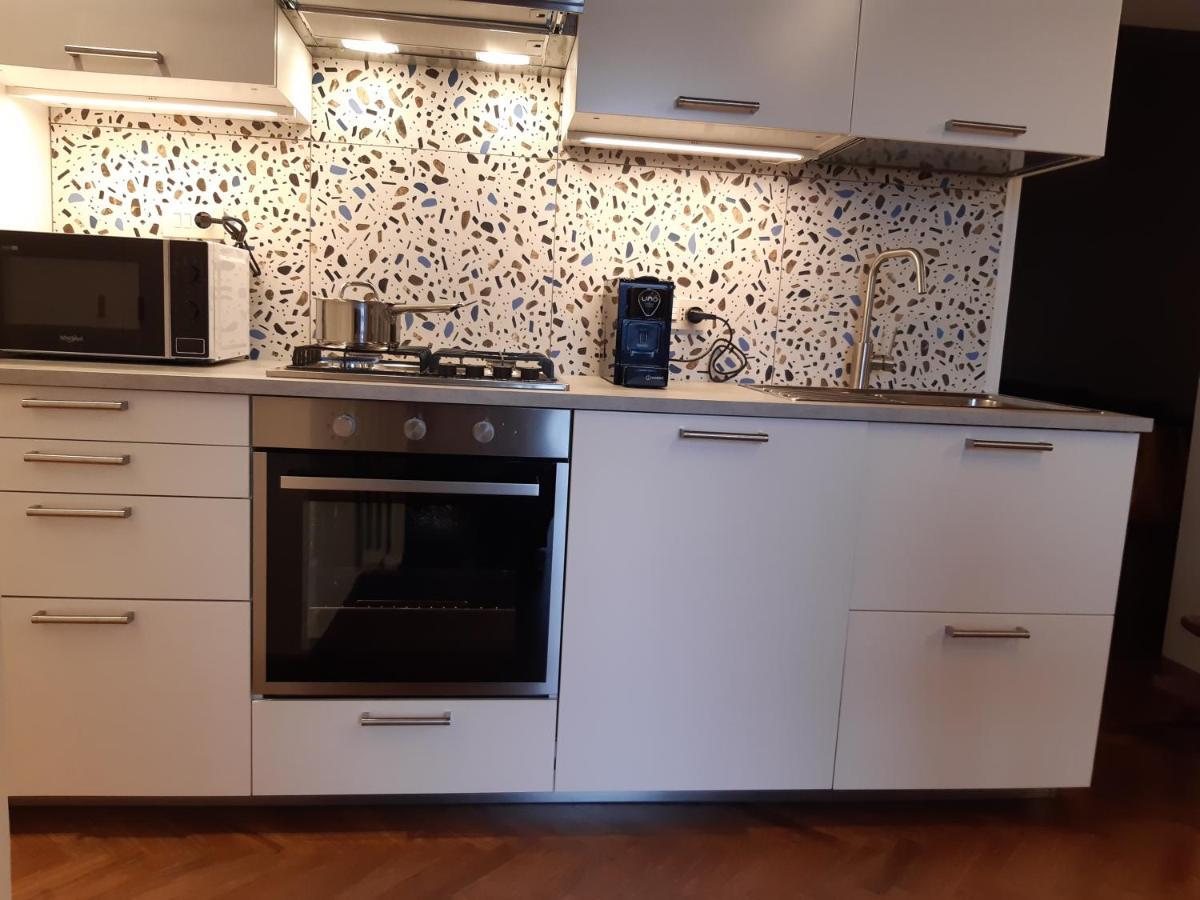 פרוג'ה Appartamento Ansidei 3 מראה חיצוני תמונה